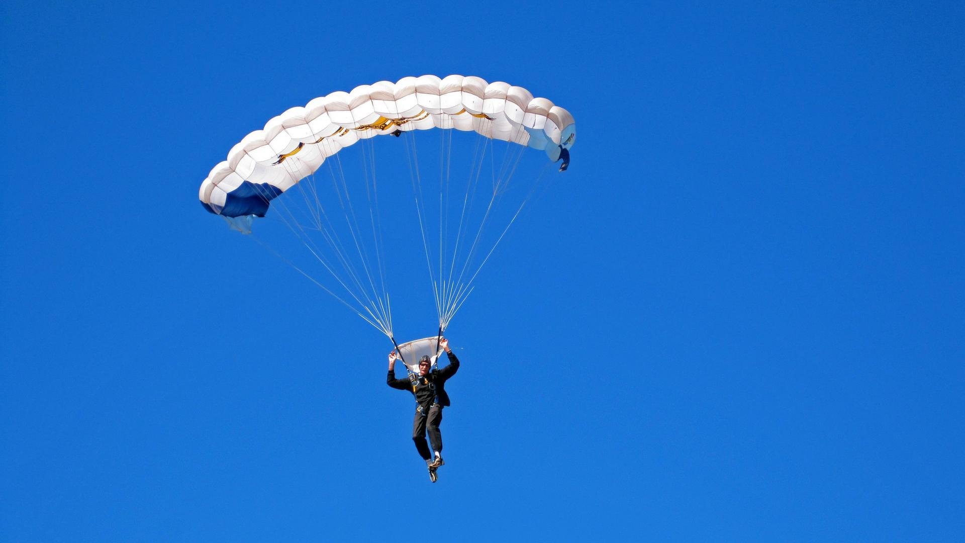 终场“绝杀”瞬间点燃欧冠激情，永载史册！，欧冠终极球场